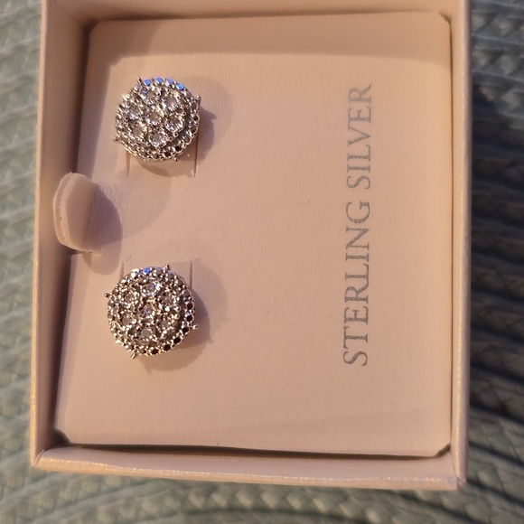 BELK STERLING SILVER WOMEN'S DIAMOND STUD POST EARRINGS - Picture 4 of 8